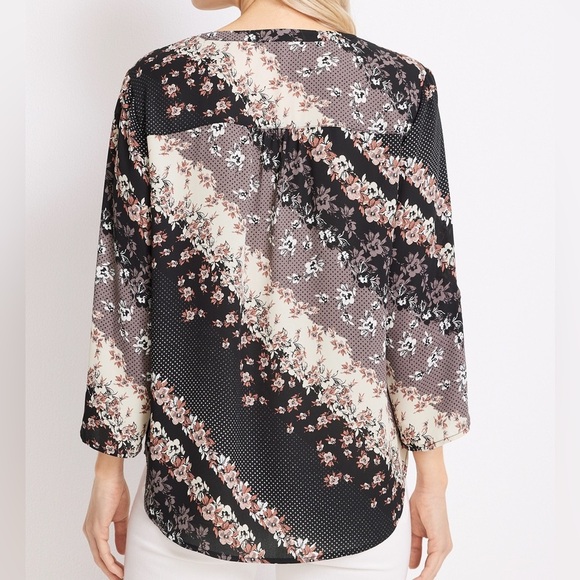Maurices Atwood 3/4 Sleeve Popover Blouse – Black Mixed Floral Patchwork, Size M - Picture 2 of 3